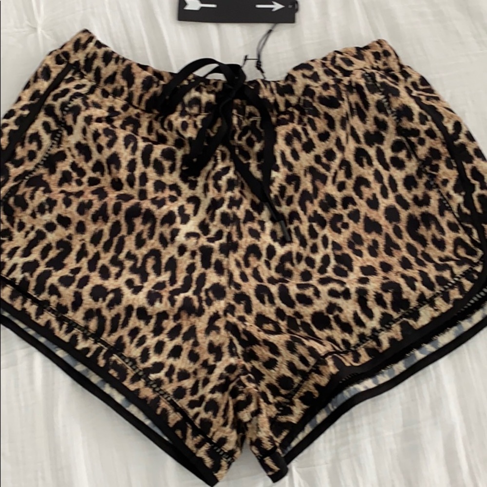 The Upside Shorts size s/6 NWT